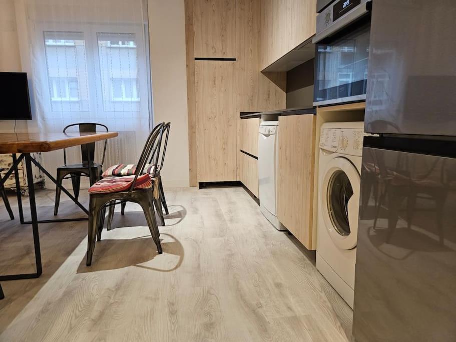 1A108 Amplio Y Moderno Apartamento Gijón Esterno foto