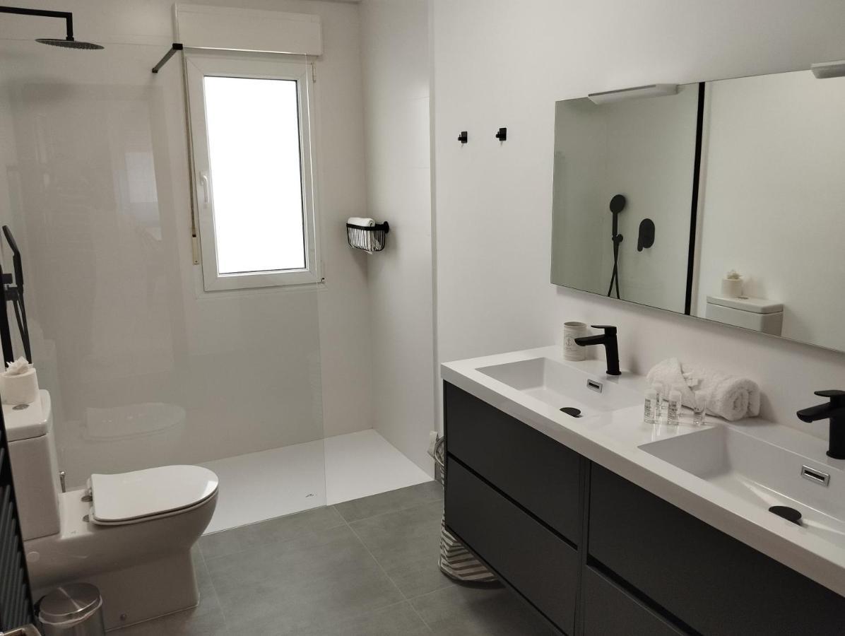 1A108 Amplio Y Moderno Apartamento Gijón Esterno foto
